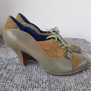 Poetic License wedge 8.5 steampunk heel